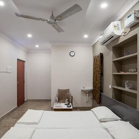 Hotel Akmg Диндуккал Экстерьер фото