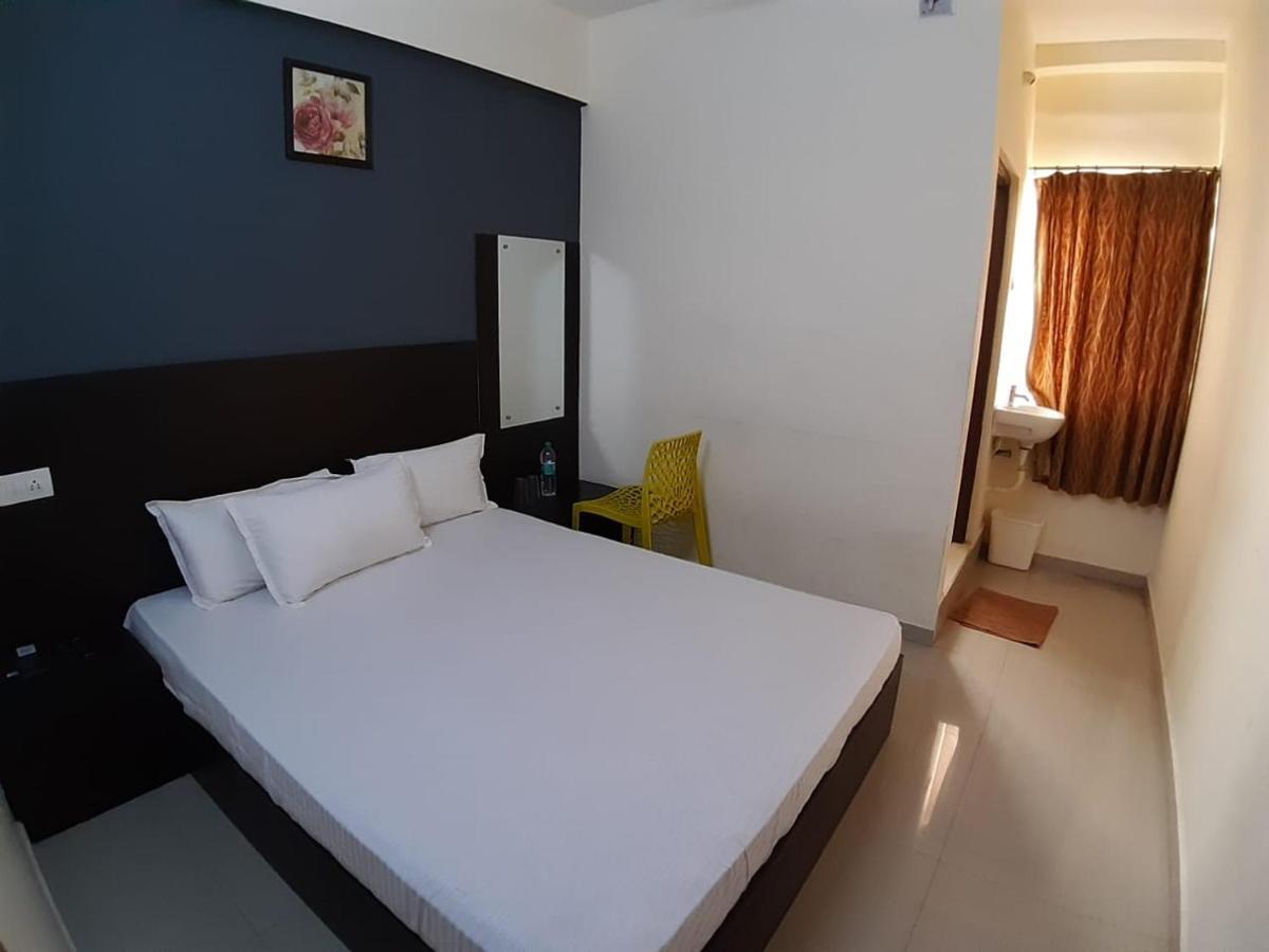 Hotel Akmg Диндуккал Экстерьер фото